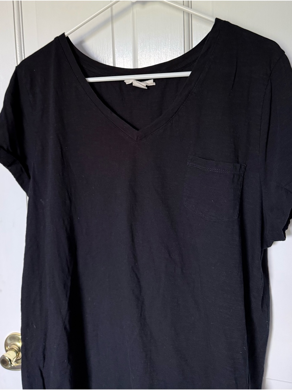 Style & Co. Black V-Neck Pocket Tee Size Large - Measurements in Pictures